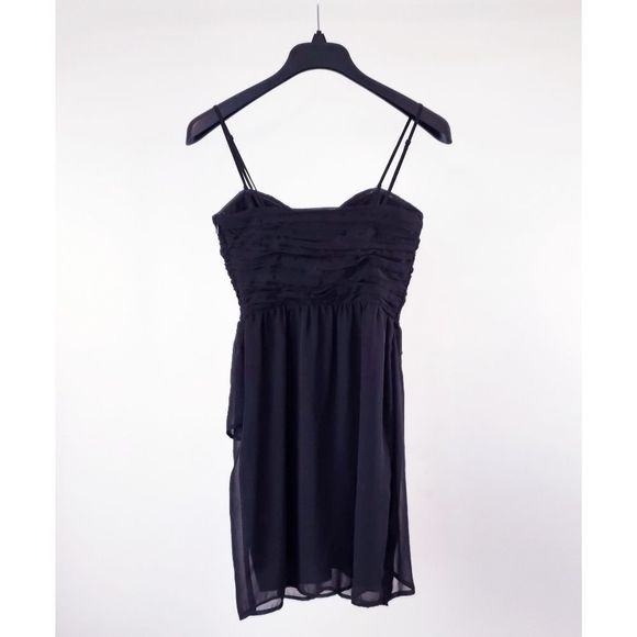 BNWT Little Black Dress With Removeable Straps - Picture 3 of 3